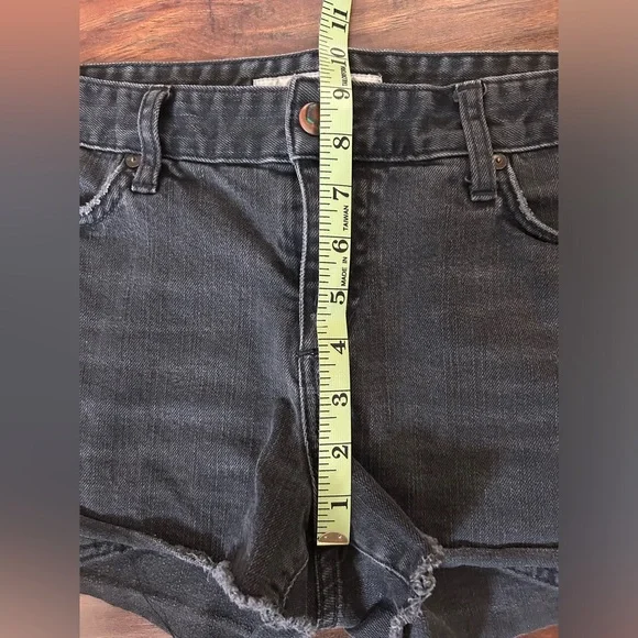 Joe's Jeans 'Rolled Ex-Lover' Black Distressed Cutoff Jean Shortie Shorts - Picture 9 of 10